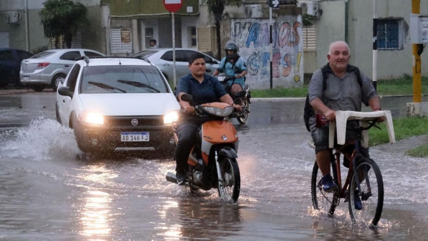 Diez provincias bajo alerta amarilla por tormentas y vientos